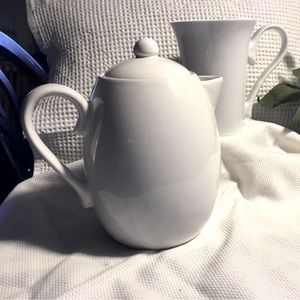 Starbucks Pottery Ceramic Coffee Tea Pitcher 30.4 oz & Coffee Tea Mug 11 oz